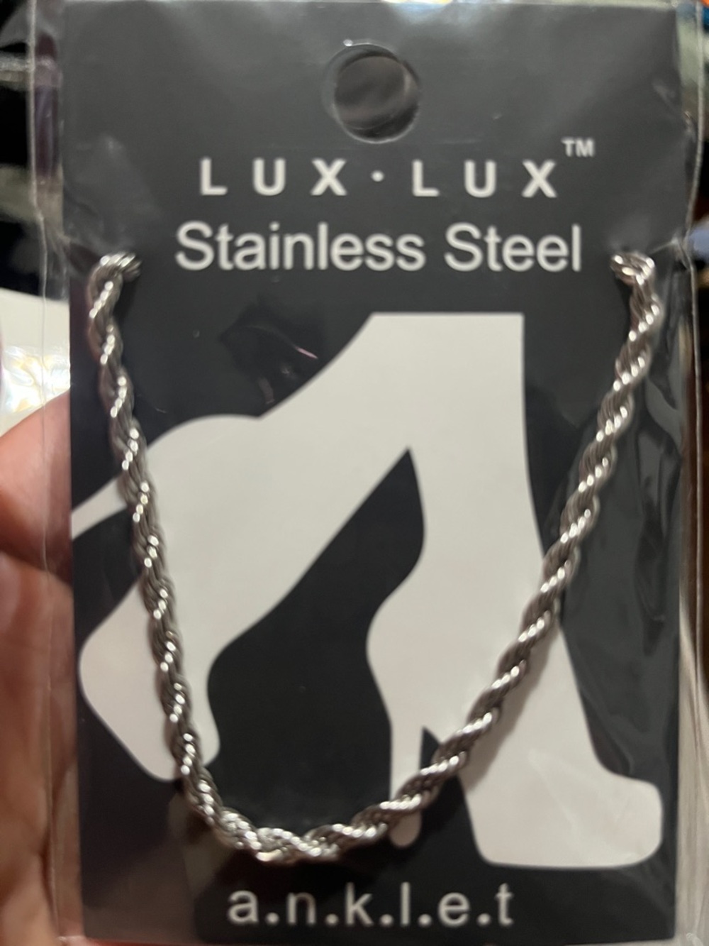 LUX·LUX Stainless Steel Twisted Anklet - Silver